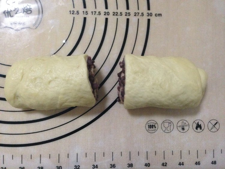 红豆吐司卷步骤8