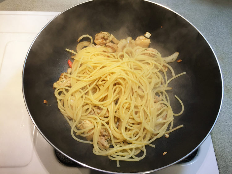 青酱鸡肉意大利面步骤10