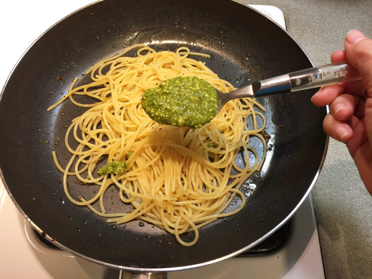 香煎鸡腿青酱意大利面步骤7