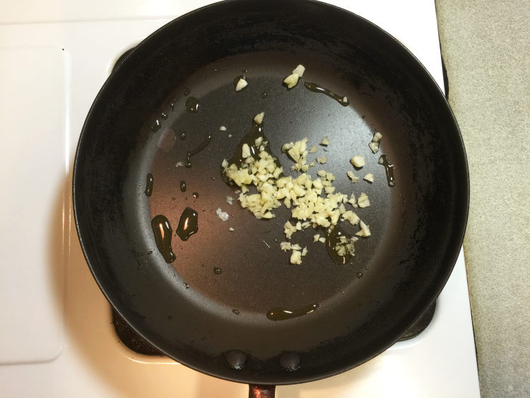 鮭鱼奶酱甜菜根面步骤9