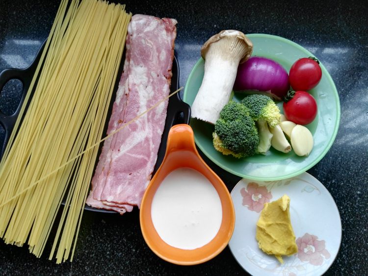 培根奶油意面#百味来步骤1