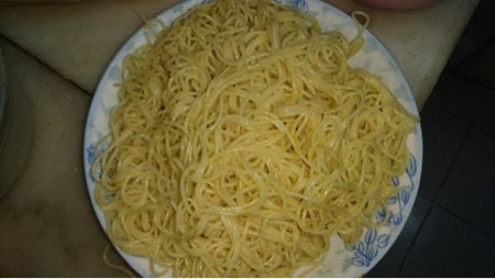 牛油果白酱拌意大利面步骤1