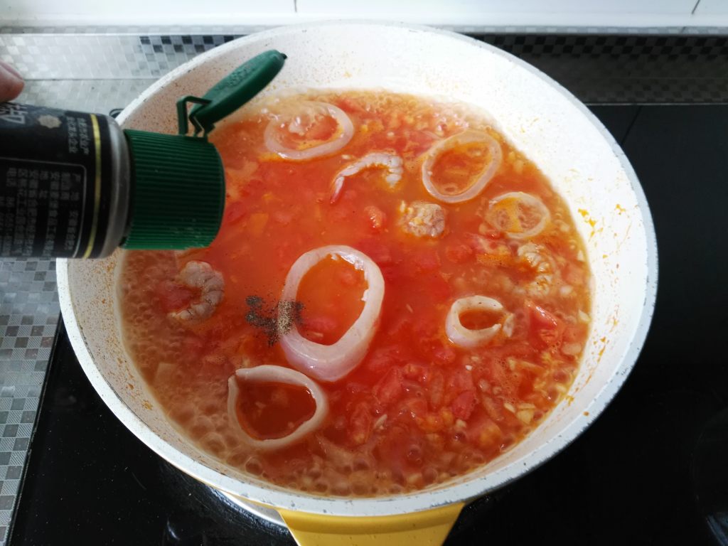 西班牙海鲜烩意粉#百步骤11