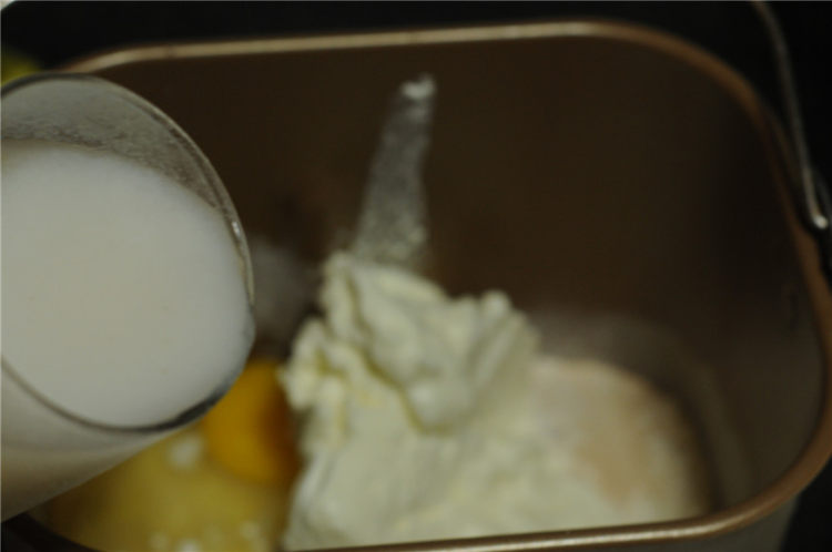淡奶油牛肉汉堡步骤1