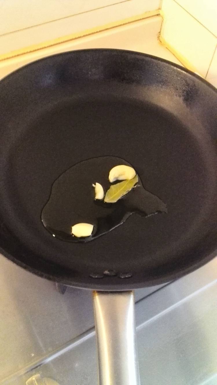 茄汁肉酱意大利面步骤2