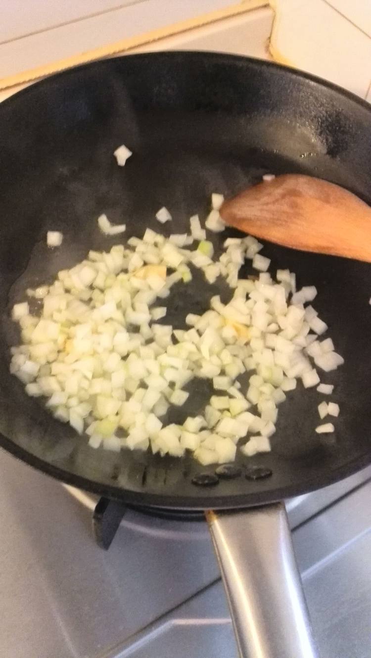 茄汁肉酱意大利面步骤3