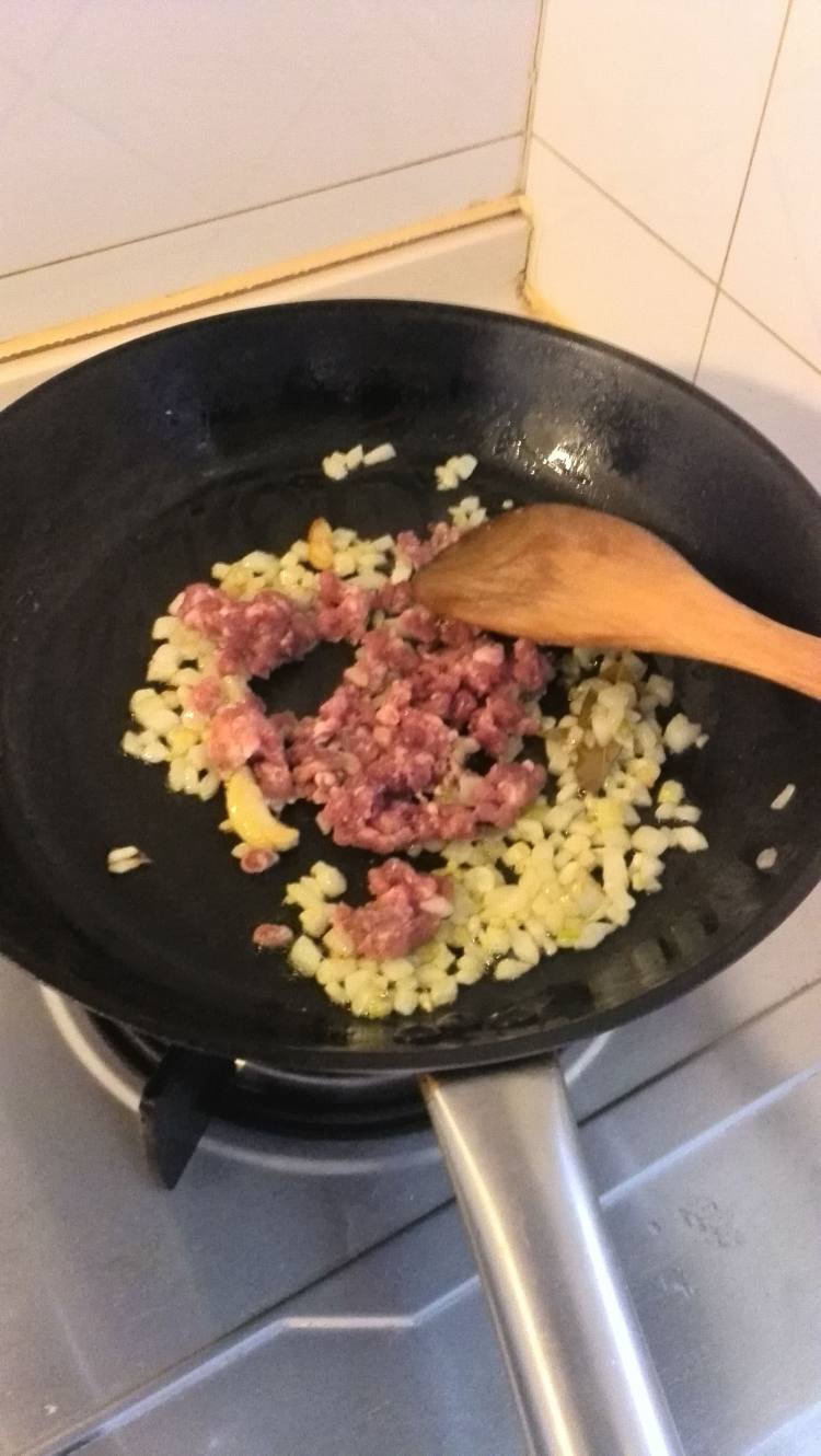 茄汁肉酱意大利面步骤4
