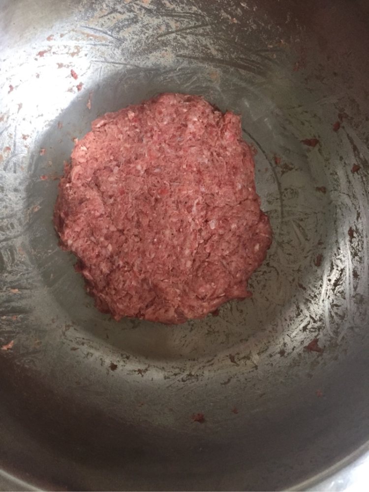 牛肉馅汉堡包步骤4