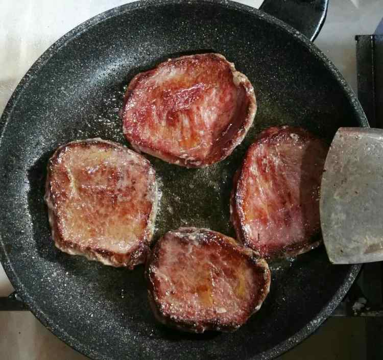 黑椒牛排饭步骤6
