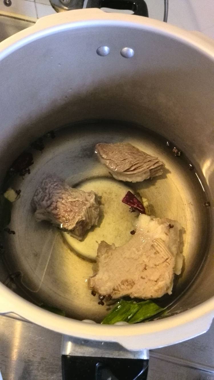 红烩牛肉步骤3