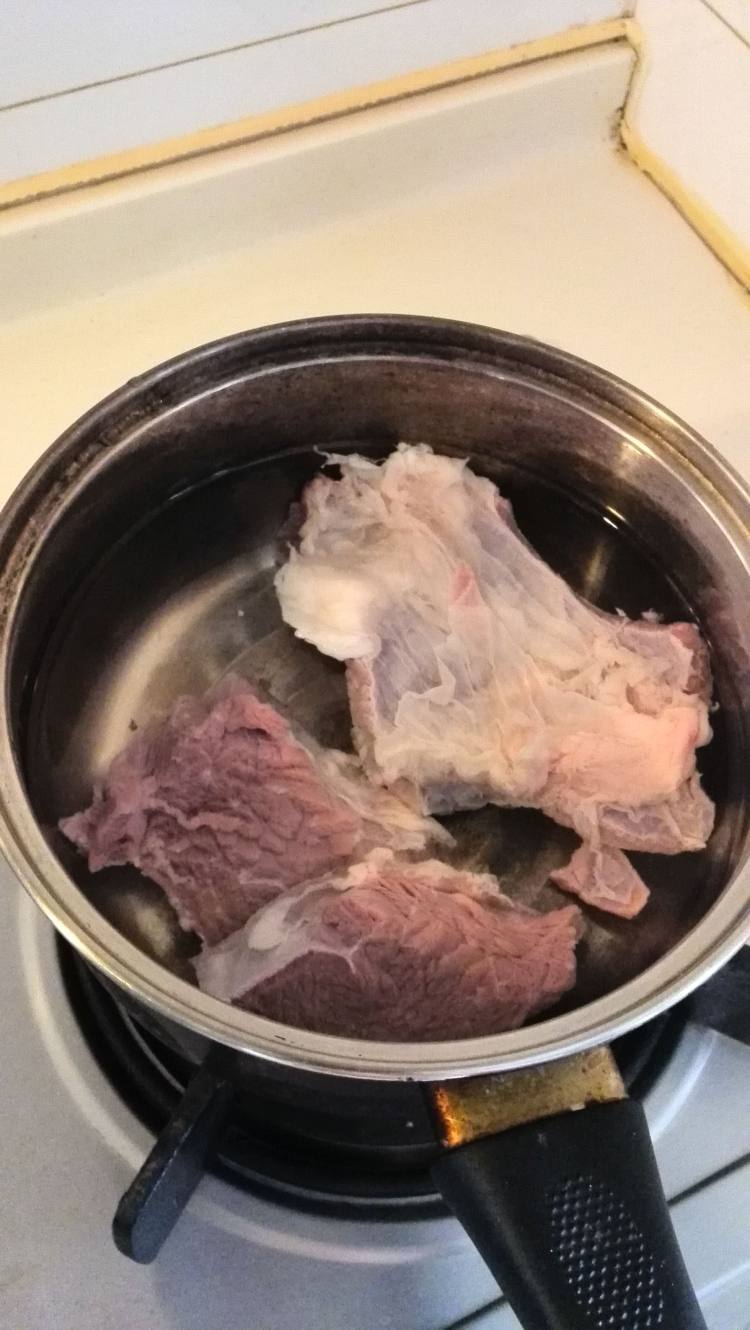 红烩牛肉步骤2