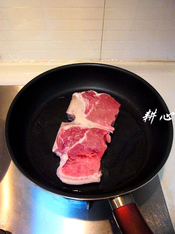 黑椒美式T骨牛扒#新鲜步骤4