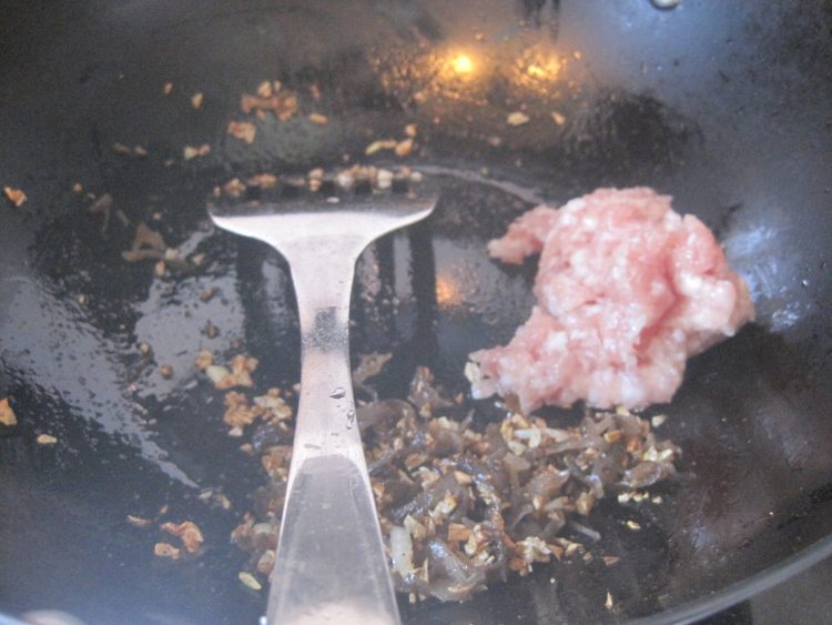 烧烤风味花边披萨步骤11