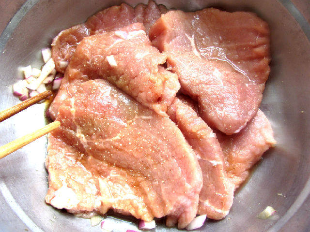 黑椒沙拉牛排饭#多效步骤3