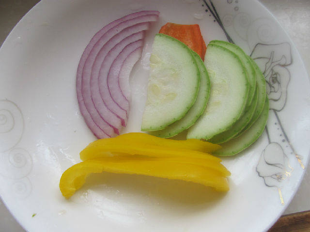 黑椒沙拉牛排饭#多效步骤4