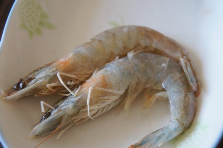 红咖喱大虾饭步骤2