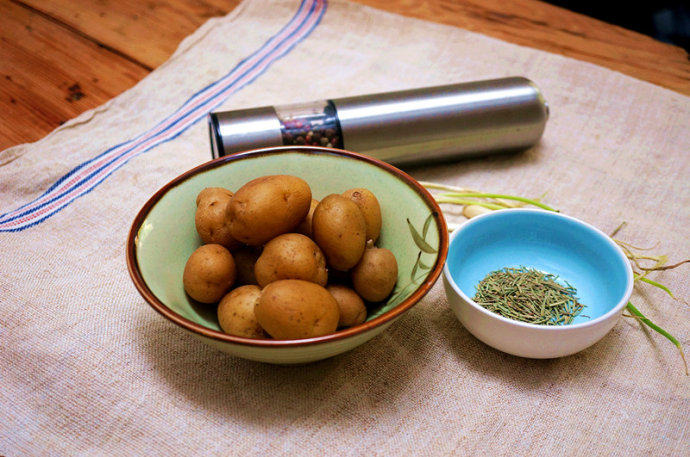 迷迭香煎小土豆步骤1