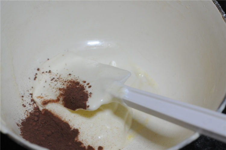 小熊紫薯卷步骤7