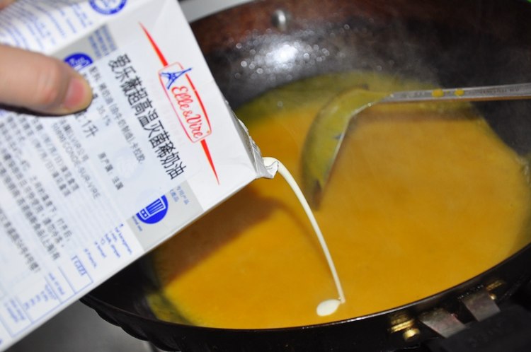 南瓜奶油浓汤步骤10