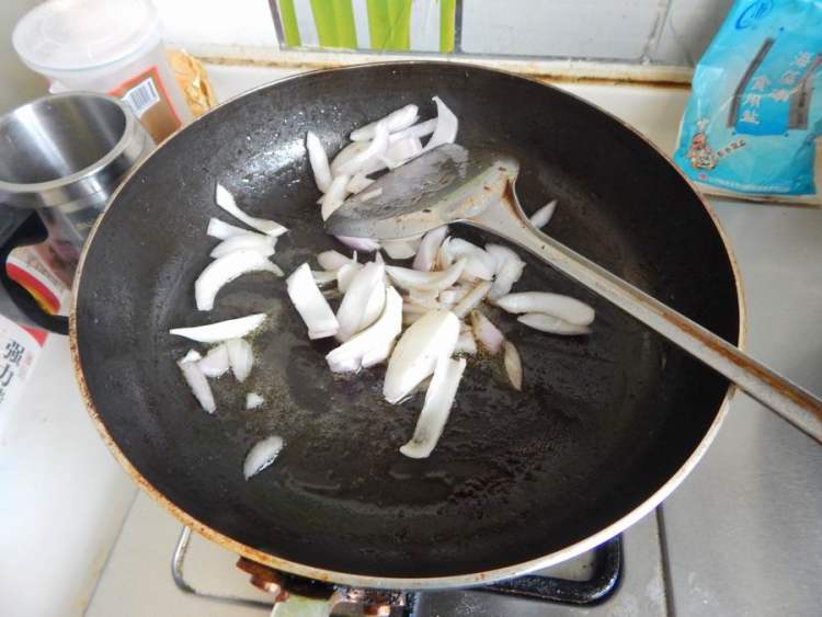 黑椒牛排意面步骤10