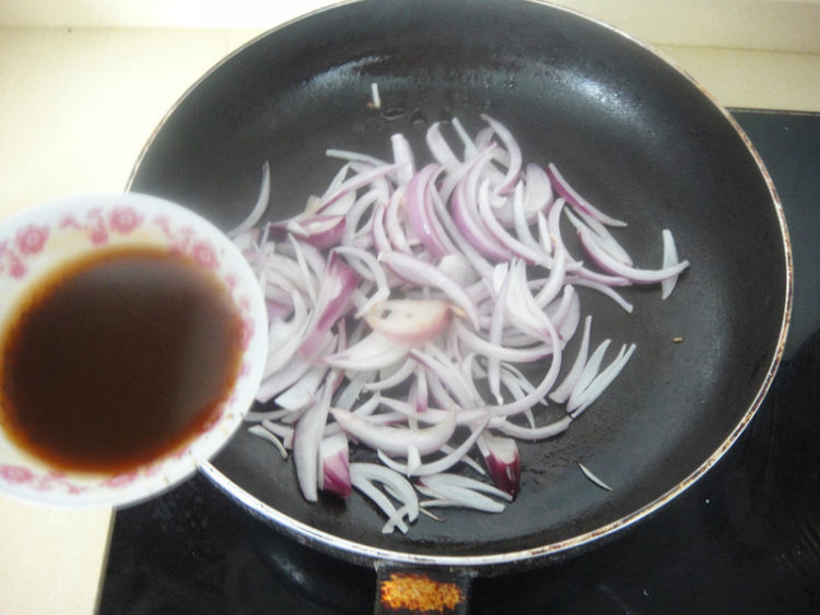 黑椒牛排佐杂蔬步骤4