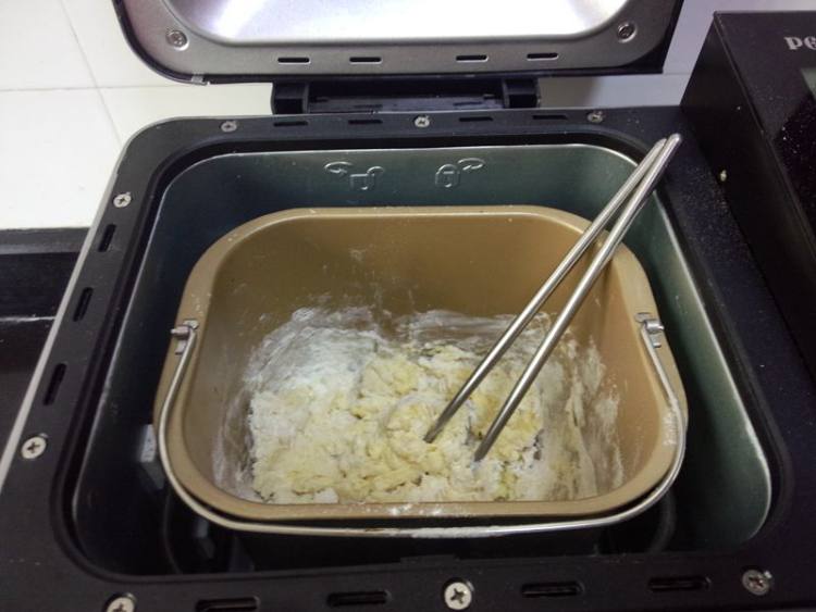 黑加仑葡萄干小餐包步骤4