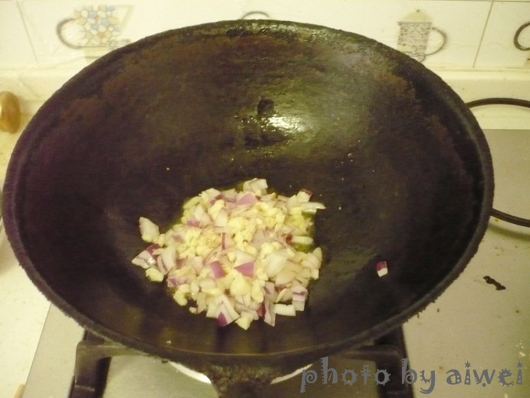 番茄培根蝴蝶意面步骤4