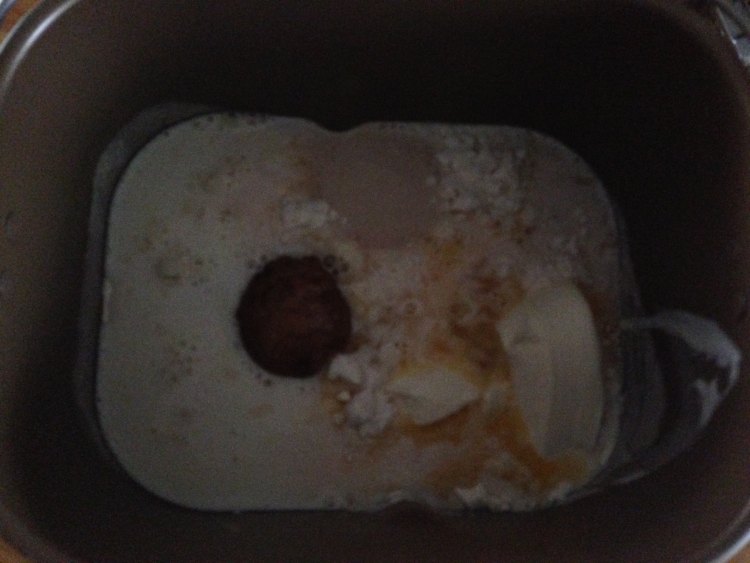 肉饼鸡蛋生菜汉堡步骤1