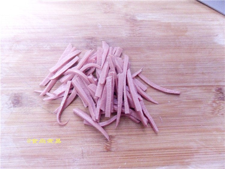 【手工美食】鸡肉肠番步骤10
