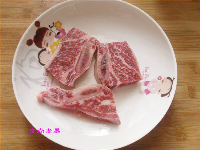 【手工美食】黑椒牛排步骤3