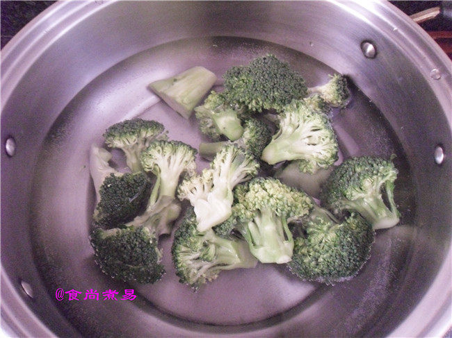 【手工美食】黑椒牛排步骤5