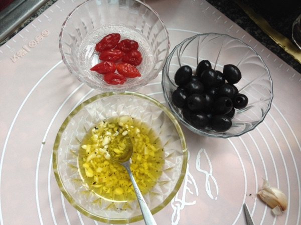 【手工美食】佛卡夏面步骤1