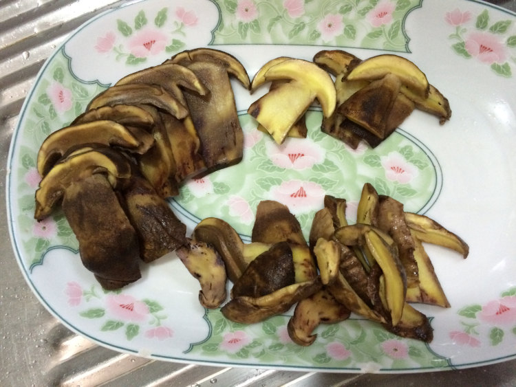 牛小排配牛肝菌步骤2