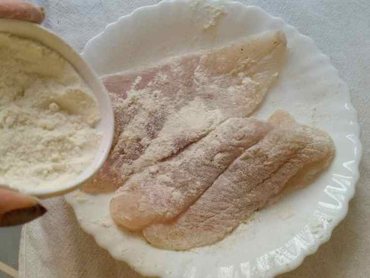 香酥鱼柳步骤5