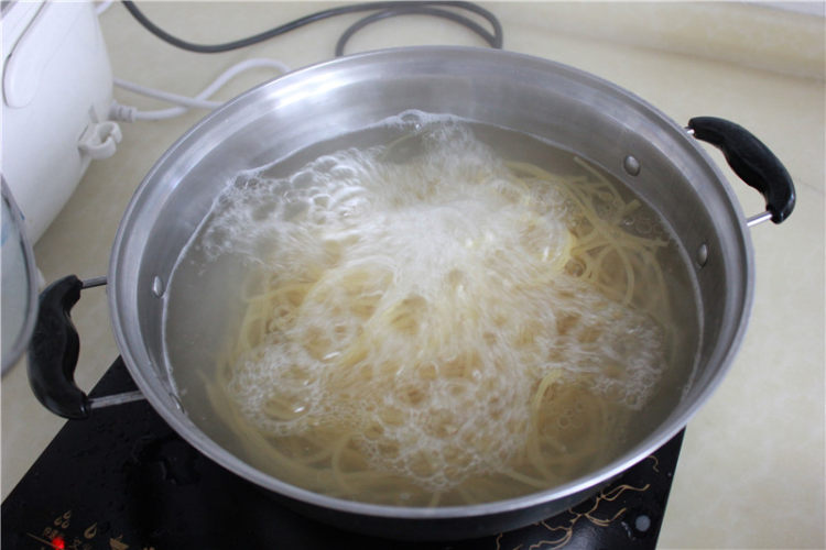 番茄牛肉酱意大利面步骤9