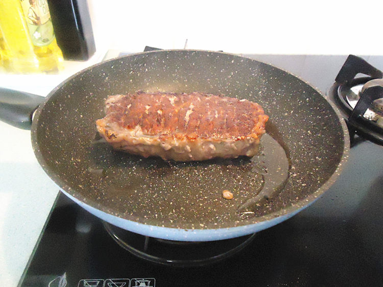 简易煎牛排步骤7