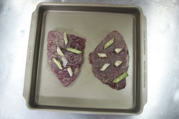 红酒烤牛排步骤3