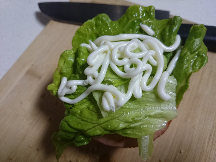 鸡蛋火腿汉堡步骤15