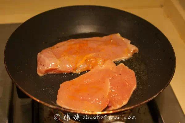 鸡肉奶酪帕尼尼步骤3