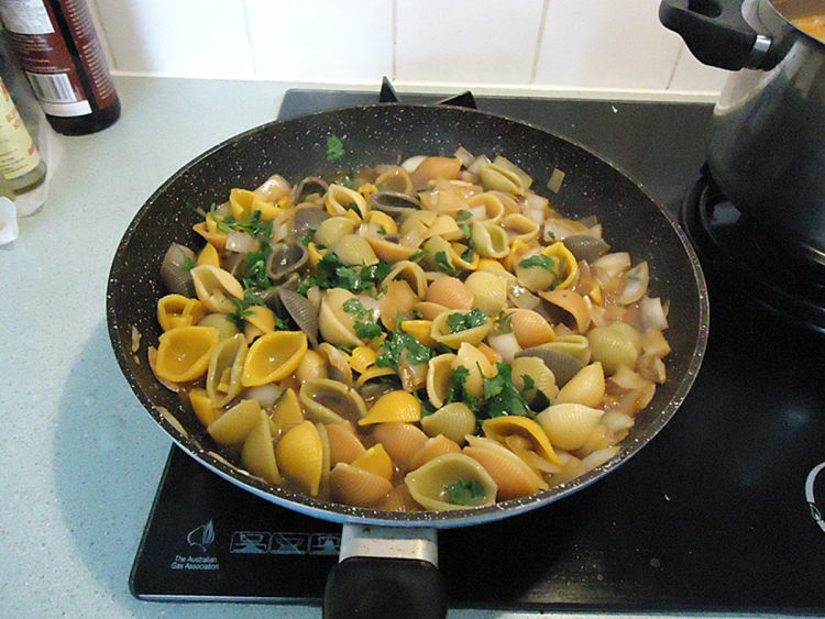 Vegemite煮五色贝壳粉步骤14