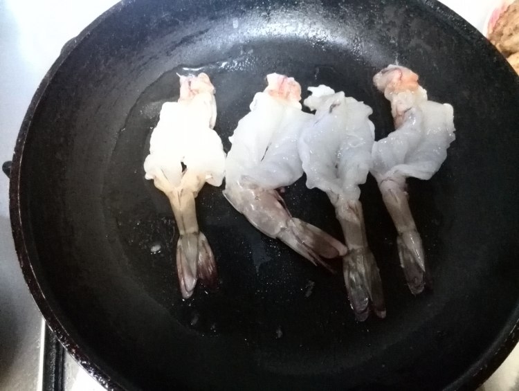 奶酪焗虾步骤2
