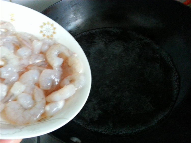 虾仁玉米蔬菜披萨步骤10
