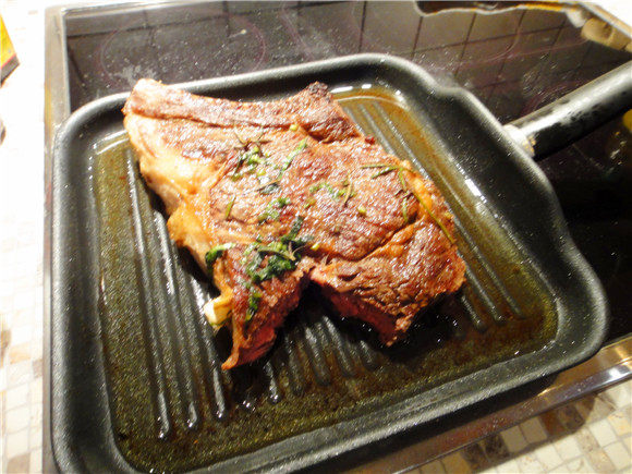 香煎牛排骨肉步骤9
