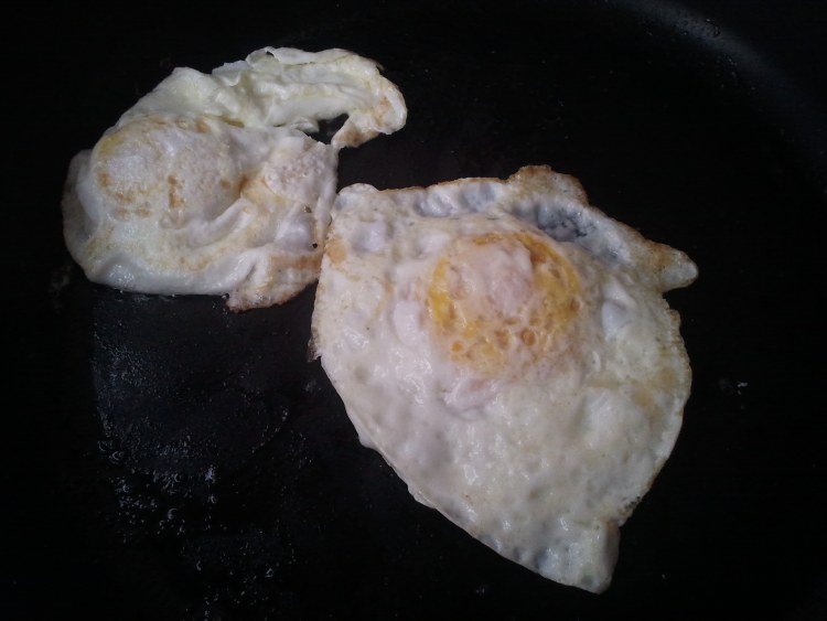 火腿鸡蛋三明治步骤4