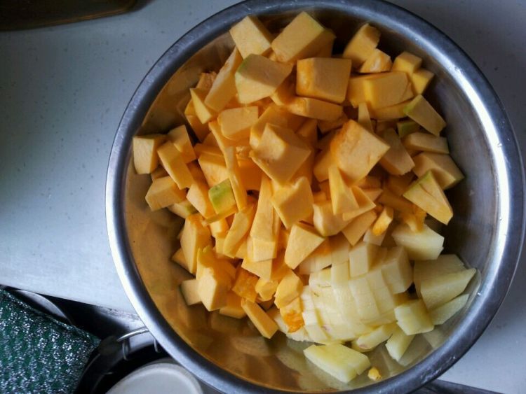 牛肉南瓜焗土豆步骤1