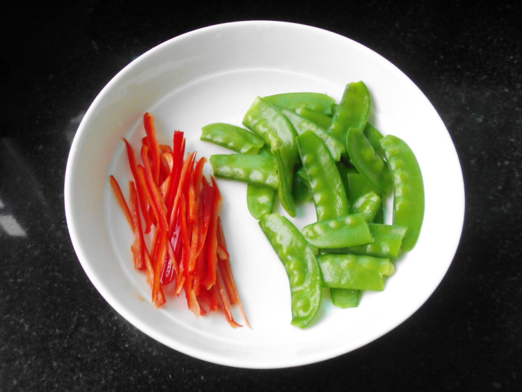 黑椒牛肉炒意面步骤5