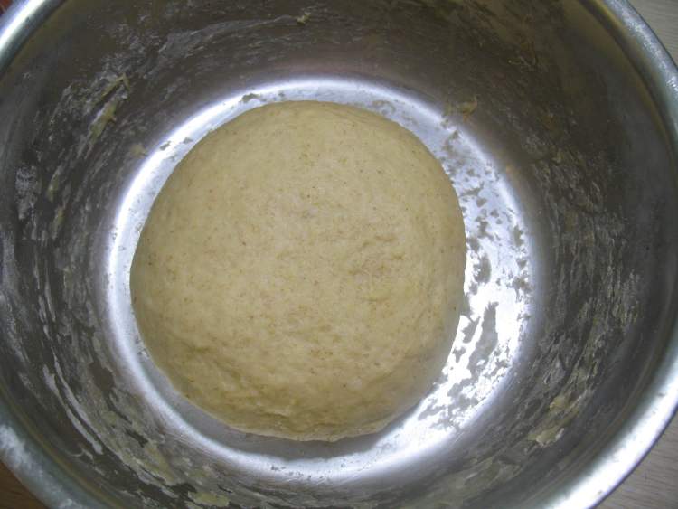鲜虾菠萝披萨步骤11