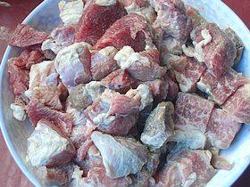 咖喱牛肉饭步骤1