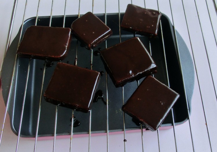 黑白巧克力蛋糕步骤11