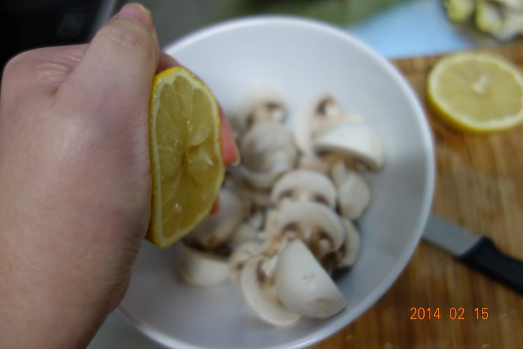 三文鱼白菜汤步骤6
